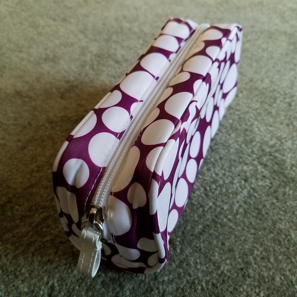 🌘 2/$8 Polka Dot Cosmetic Bag